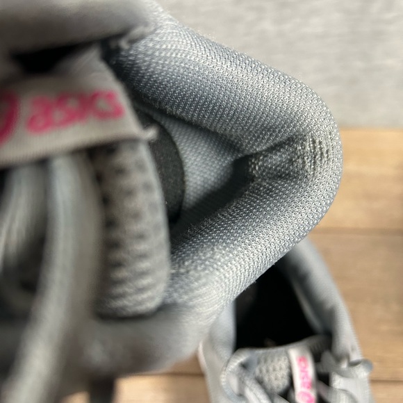Asics Women's Athletic Shoes in Gray and Pink - Picture 7 of 8